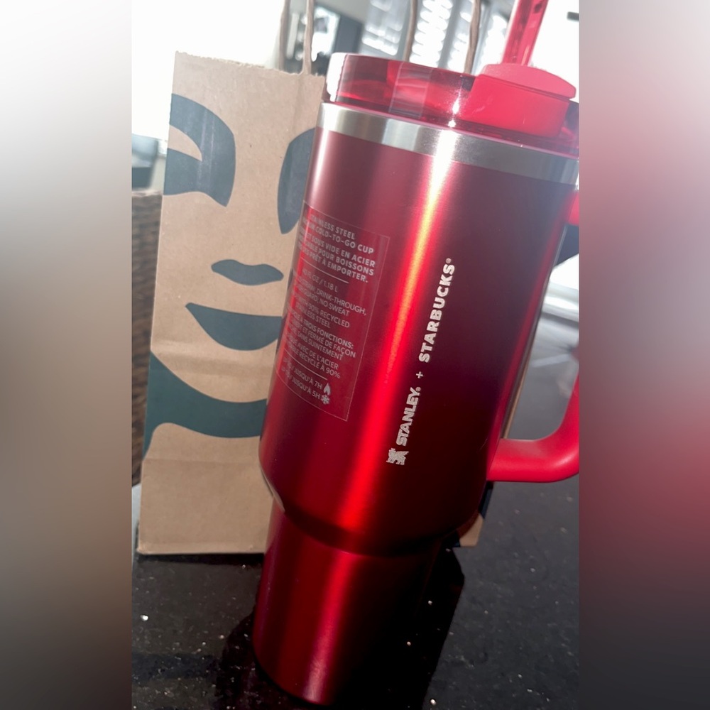 ❤️ Authentic Red Starbucks Stanley ❤️